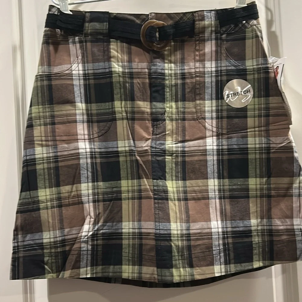 NWT White Stage plaid stretchy Skort ZipUp Belted deep pockets for phone size 8